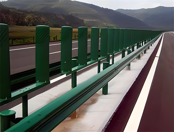 榆林三波护栏板在高速公路的应用